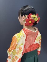 卒業式、編み込みシニヨンスタイル