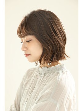 エクリフルール(equri fleur) 【目黒】　大人可愛い外はねボブ