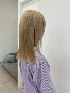 ニゲラ(Nigella) ハイトーンベージュ