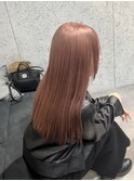 ピンクベージュ×ロングヘア/小顔に見せる顔周り