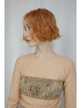 キーダ(KEEDA) ショート/ボブ/ニュアンスパーマ/オレンジ