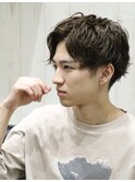 茶髪ナチュラル刈り上げビジカジシャドウパーマ