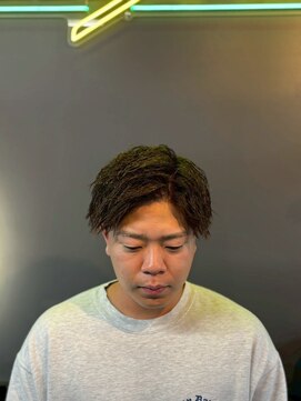 グリーディーフォックス 三軒茶屋(GreedyFOX) 波巻き/マッシュパーマ/ウルフ/ハイライト<理容室>三軒茶屋