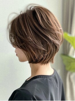 フラット 千葉(Flat.)の写真/Flat.の縮毛矯正は、クセの強さやダメージに合わせて薬剤をオーダーメイド！[千葉/千葉駅]