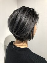 フォーク(FOLK)&nbsp;恵比寿×YAMATO 外国人風プラチナシルバー_ハイライト_ショート