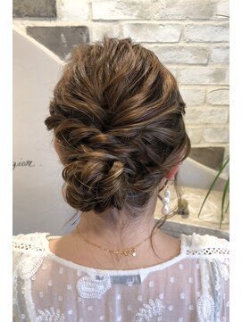 ヘアモイジャ(Hair Moija) 【アップスタイル】