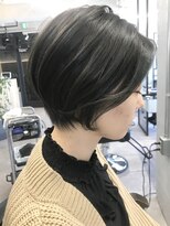 前下がりショートボブ