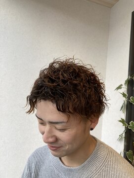 ユアースペースサロンシー(Your space salon.C) メンズカジュアル20代30代ナチュラルブラウンツイストパーマ