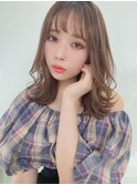 エアリー外ハネ＿色っぽふんわりミディ
