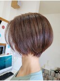 ショートボブ