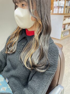 ヘア プロデュース キュオン(hair produce CUEON.) イヤリングカラー×ベージュ