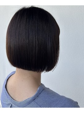 パシフィックダズールコパン(Pacific Dazzle copain) 丸みのあるボブスタイル