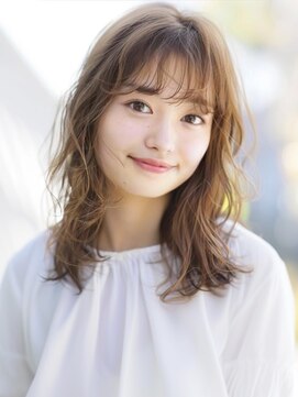 アルトリスト(Altruist Aging×HAIR&SPA) ★ダークアッシュ大人ガーリーボブ着物ミディアムレイヤーカット