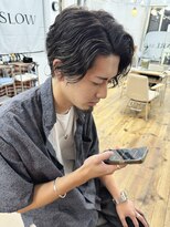 ユイマァルスロウ(YUIMARL SLOW)&nbsp;“緩め毛流れパーマ”