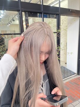 ブレス(bless) グレージュ