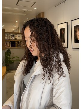 シアン 矢場町店(CYAN.) ロングヘア×スパイラルパーマ