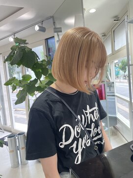 ノーム(NORME) ベージュカラー