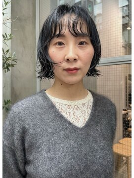 フィルムス 田町芝浦(FILMS) 黒髪/クラゲヘアー/オリーブグレー/小顔/ココアベージュ/田町