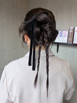 トリコ(ToricO) リボンカチモリヘアスタイル