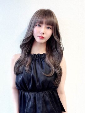 エルサ ザ リープ(ELSA the leap) 【ブリーチカラー/ダブルカラー】ミルクティーベージュ/レイヤー