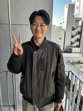 クロム トウキョウ ザ バーバーアルト 神保町店(CHROM TOKYO the Barber ALT) センターパート