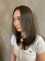 ロビンソン(Robinson) バタフライカット/レイヤーカット