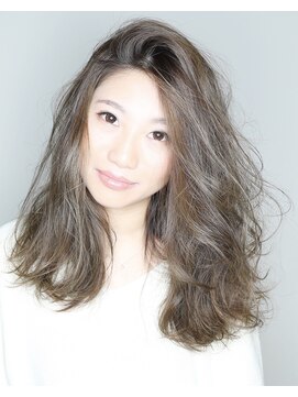 エトワール(Etoile HAIR SALON) セミロングアッシュ