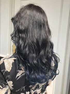 イル(iLu.) ブラック×ネイビー