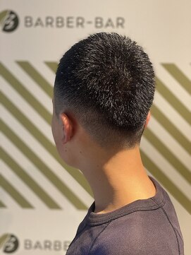 バーバーバー 八広(BARBER-BAR) クロップスタイルで爽やかに【バーバーバー 八広】