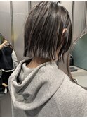 切りっぱなしボブとハイライト