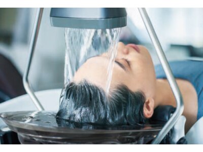 頭浸浴で癒しの時間。炭酸水で頭皮のリフレッシュを…