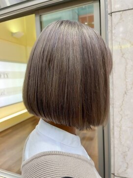 ニフティ(NIFTY) グレージュカラー/ボブ/ダブルカラー/熊本/上通