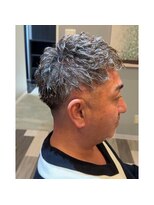 ランソ(RUNSO)&nbsp;イケおじダンディ刈り上げパーマスタイル