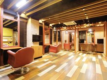 ヘアメイク イズム(HAIR MAKE ism)の雰囲気（半個室でソファ席もありリラックス☆[千葉駅/千葉中央駅]）