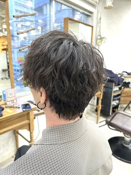 ジュノ(Jeuno) 刈り上げないツイストスパイラルパーマ