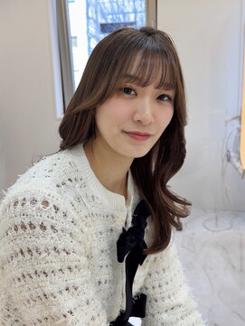 アイユー(ii+U) シースルーバング　顔周りカット　艶髪