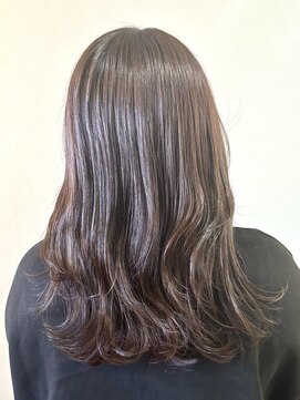 ココカラヘアー ニコ(cococara hair nico) レイヤーカット/後れ毛/顔まわりカット/オリーブ/髪質改善