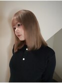 ベージュカラー