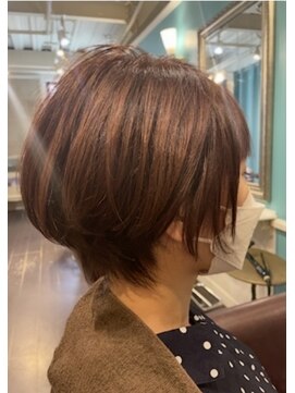 ボニークチュール(BONNY COUTURE) 大人可愛い前下がりショートボブ☆