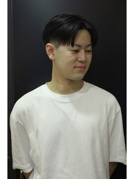 リム(RiM...) ツーブロ/センターパート/ビジネススタイル/バーバー/刈り上げ