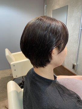 フープ 川越(hoop) 艶と丸みのショートボブ
