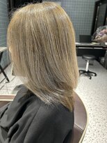 ワンバイアンジ(ONE by Angie) 白髪ぼかし×柔らかベージュ系カラー