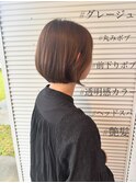 ボブ×オリーブベージュ