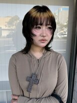 ナービス(NARVIS)&nbsp;ミディアム/レイヤーカット/ウルフ/顔まわりカット