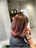 ピンク裾カラー外ハネミディ