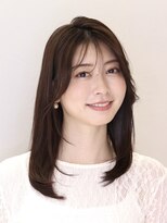 アンベリールフルー(EMBELLIR fleur)&nbsp;こだわりの顔周りカット◎レイヤースタイルで上品な女性らしさ