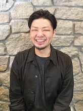 ヘアーメイク アージェ(HAIR MAKE aje) 伊左治 恒