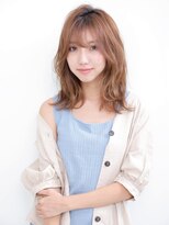 フミ(Fumi)&nbsp;ラフに可愛いミディアムスタイル