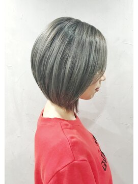ヘアーワークス ヘルム 渋谷店(HAIR WORKS HELM) 前下がりボブ☆バレイヤージュカラー☆