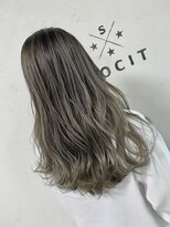 ヘアーアンドスパソシット(HAIR&SPA SOCIT) ナチュラルロング×ライトグレージュバレイヤージュ 